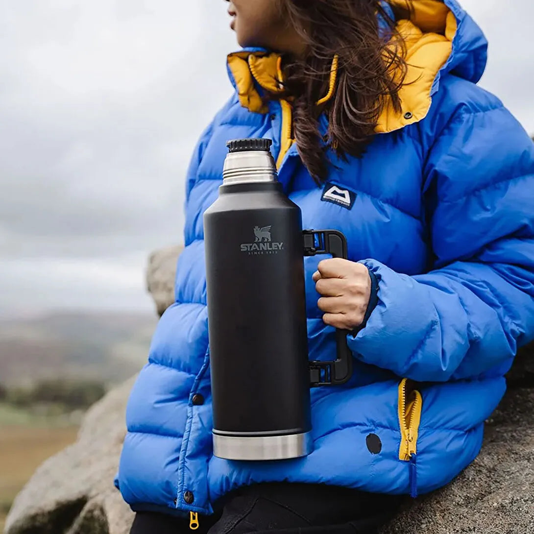 Stanley Classic Legendary Vakumlu Çelik Termos, 2.3 L