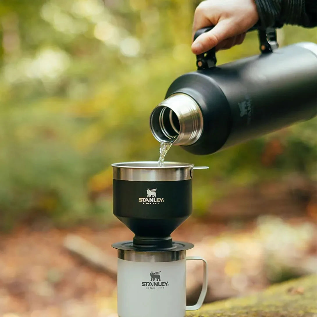 Stanley Classic Legendary Vakumlu Çelik Termos, 2.3 L